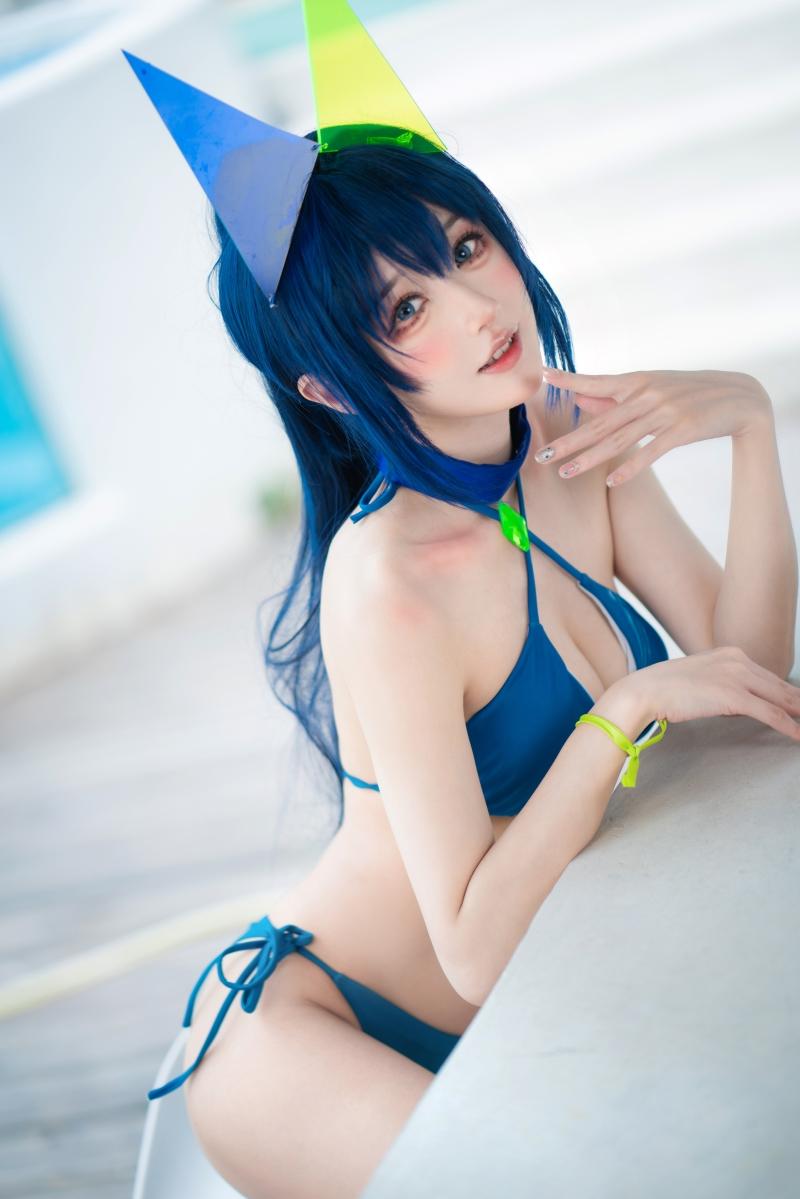 【精品资源】-阿包也是兔娘 花园泳装
