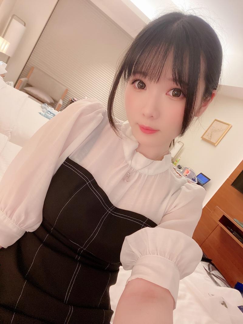 【超级漂亮】-霜月shimo Fourth August [25P-175MB]
