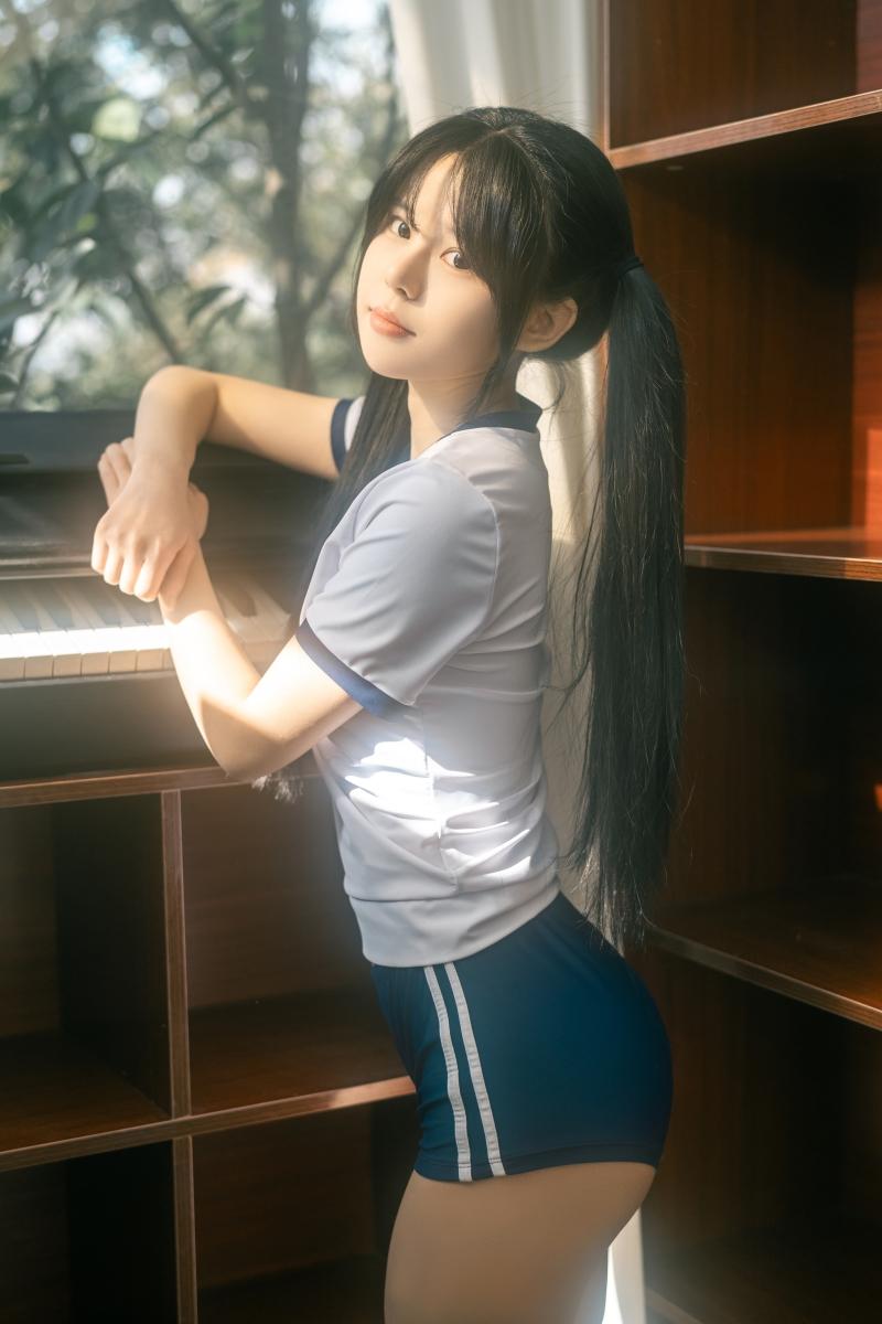 【值得收藏】-rua阮阮 春の更衣室 体操服[47P-469MB]