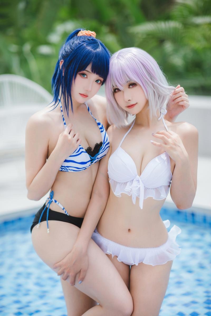 【不看后悔】-Momoko葵葵 &038;瓜希酱 SSSS.GRIDMAN宝多六花&038;新条茜 泳装[85P-472MB]