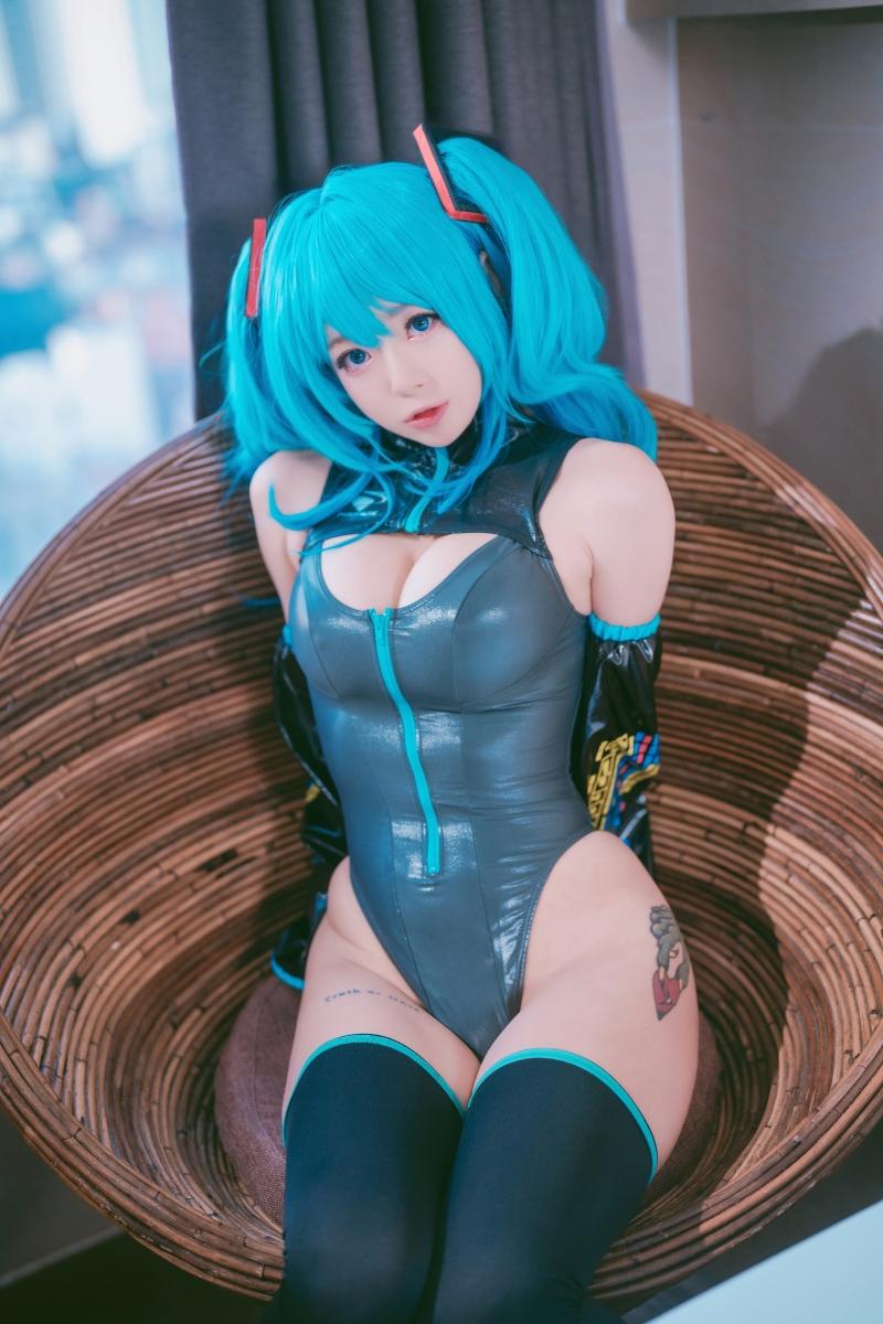 【美女推荐】-Maruemon Plug Me In Miku [137P-1.48GB]