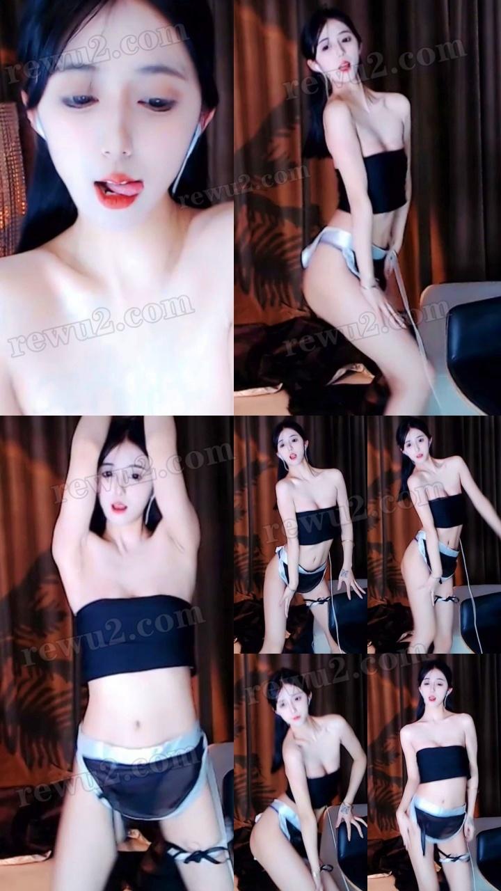 【性感美女】-【网易CC】欣彤 清凉小围裙 大尺度 定制跳舞 透视丁字森林！原版无水印(1V216M)