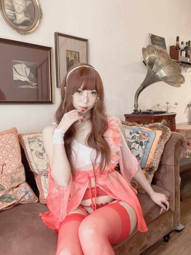 【美女推荐】-Money冷冷 视图 渐变开衫[51P-2V2.90GB]