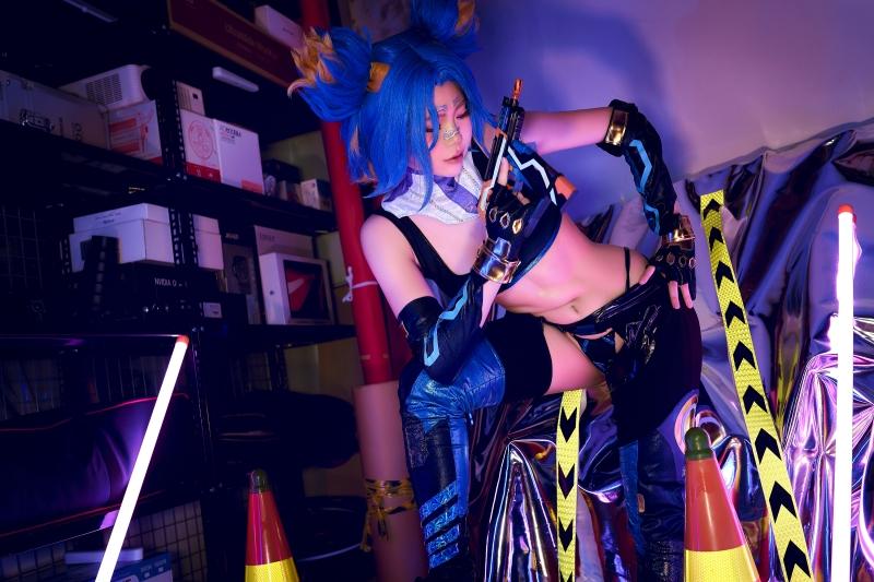 【持续更新】-ZinieQ Neon [40P2V-614MB]