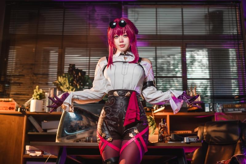 【精美资源】-九言 卡芙卡[50P5V-1.07GB]