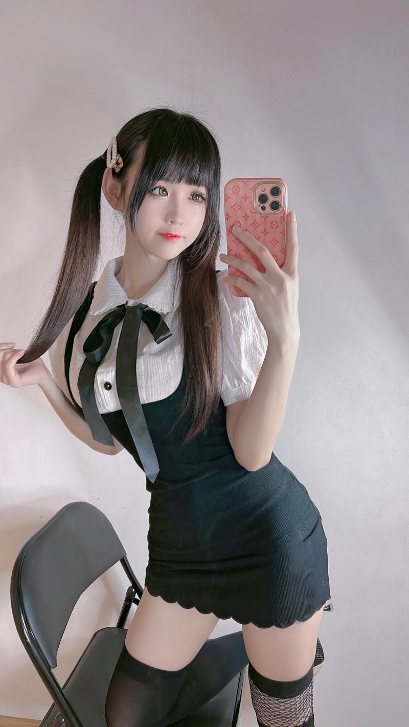 【精美资源】-miko酱ww 自拍系列 の黑.斯01[229P-1.39GB]
