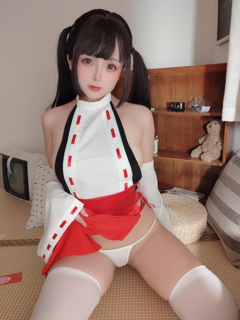 【完美佳人】-日奈娇 摄影作品 御币巫女[131P-1.57GB]