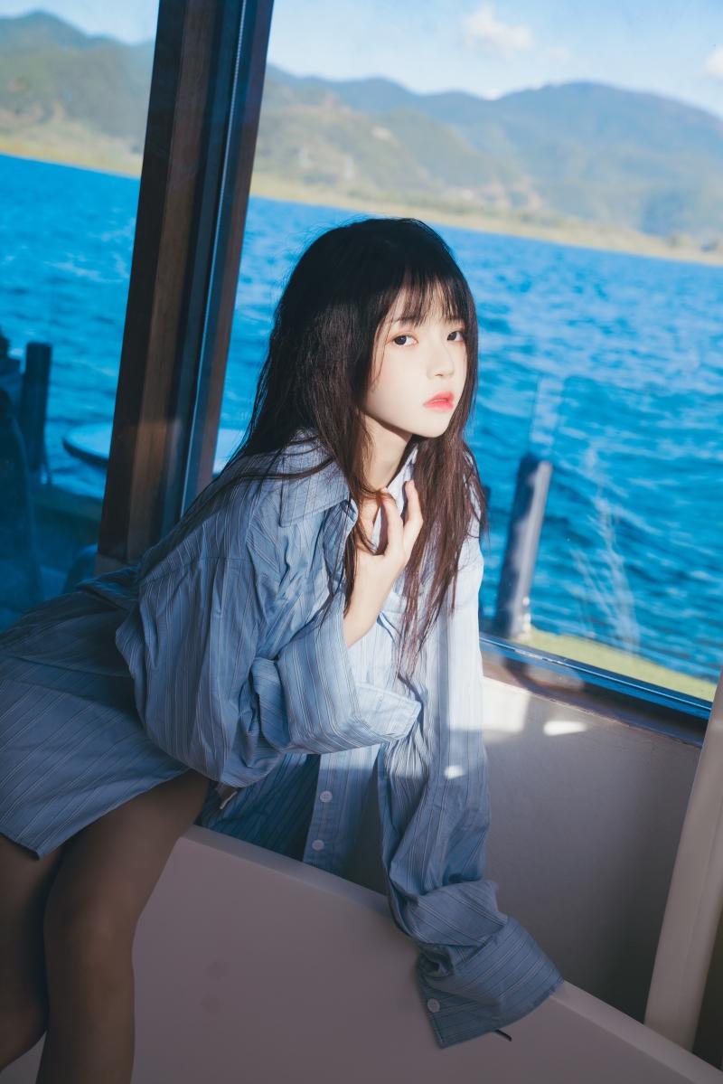 【作品推荐】-桜桃喵 蓝衬衫[44P-1.10GB]