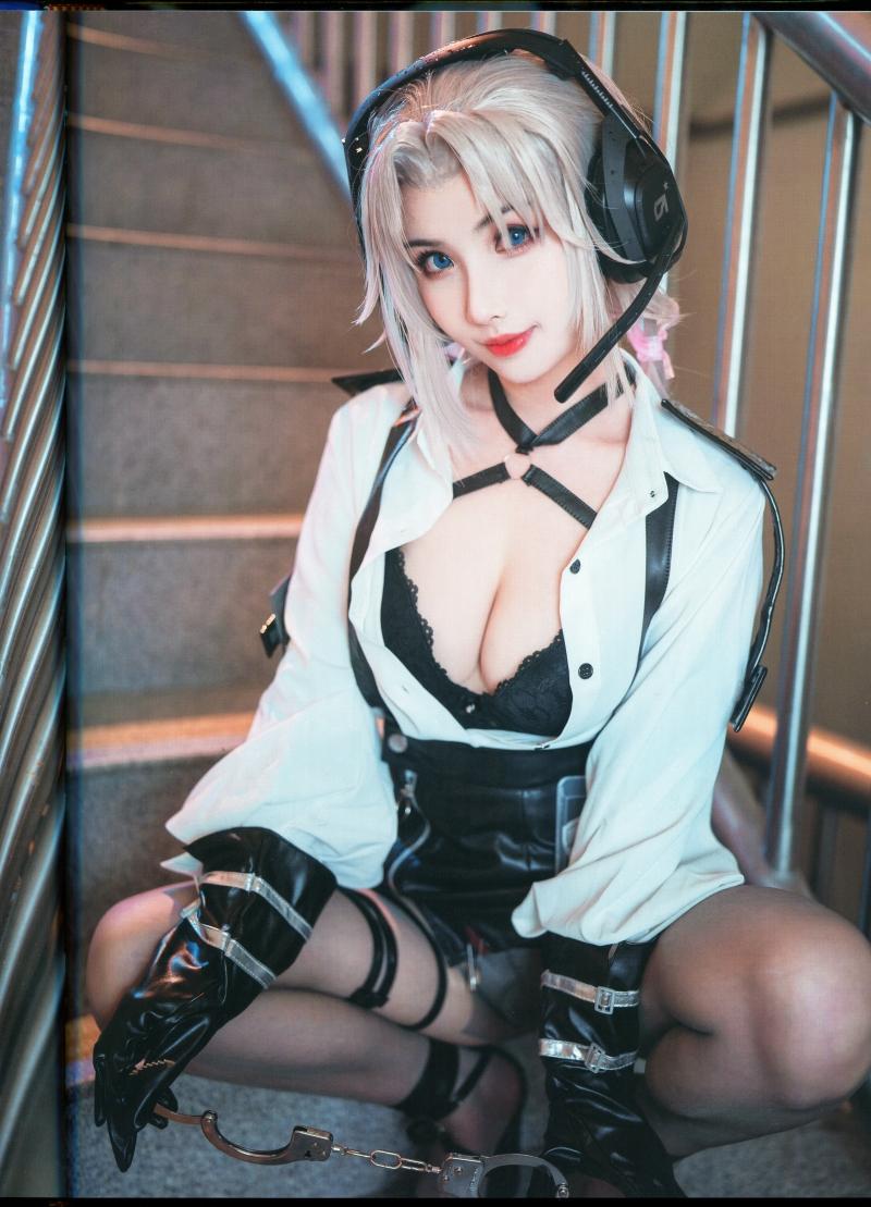 【值得收藏】-rioko凉凉子 肉扣热热子 妄想航线 扫描版[131P-6.48GB]