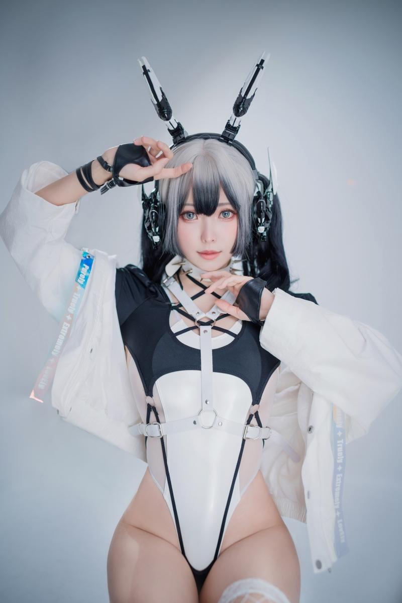 【不看后悔】-ElyEE子 CyberGirl Blanche [42P1V-72MB]