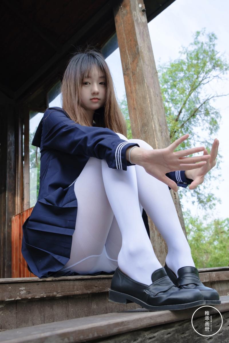 【精美作品】-生煎团团 稚乖画册 80d团子小木屋[70P1V-0.99GB]