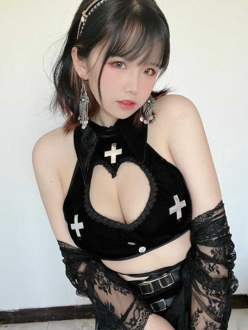 【快来一看】-阿半今天很开心 猫猫修女 [42P1V-93MB]