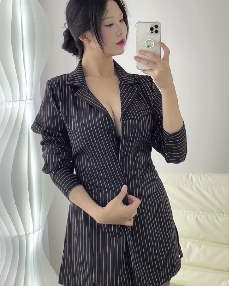 【精品资源】-抖娘-利世 自摄 条纹衬衣[41P-111MB]