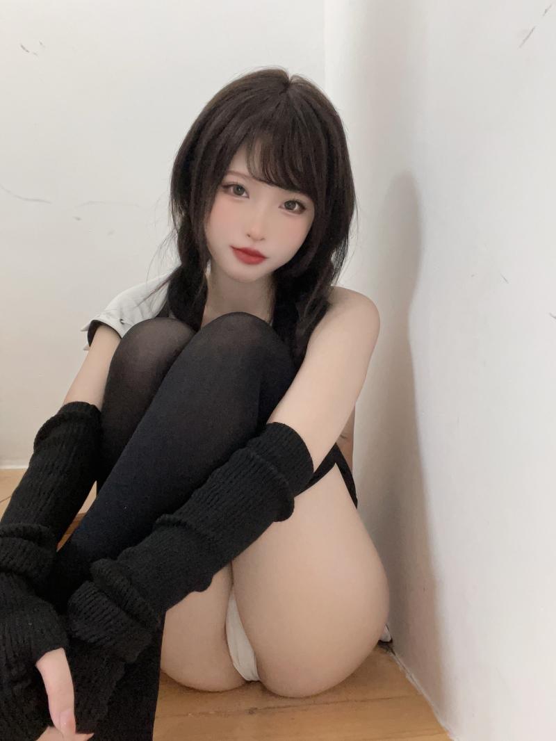 【值得收藏】-清水由乃 鲸鱼妹妹 [51P1V-528MB]