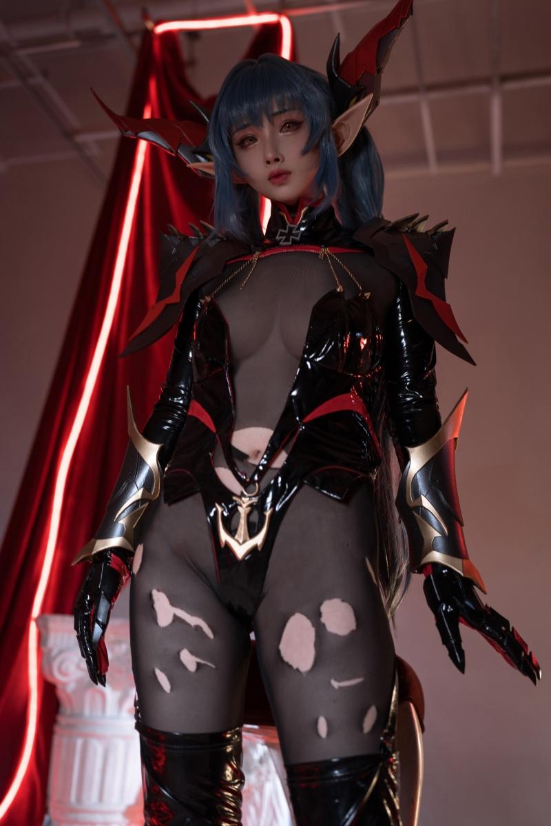 【完美coser】-rioko凉凉子 碧蓝航线 雷根斯堡[40P-550MB]