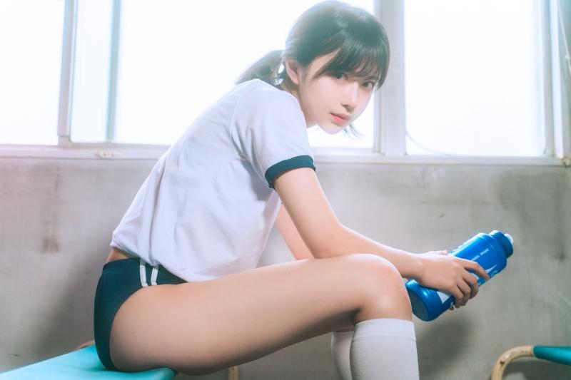 【完美佳人】-Shika小鹿鹿 体操服妹妹[21P-96MB]