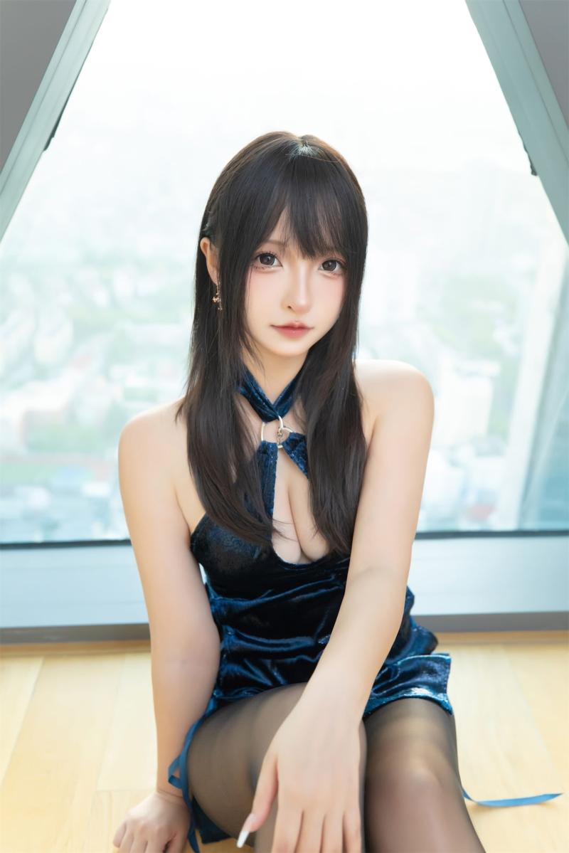 【完美佳人】-神楽坂真冬 蓝衣旗袍[75P2V-235MB]