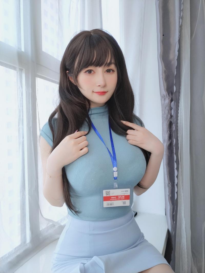 【最佳作品】-白银81 巨rの後輩 [183P7V-738MB]
