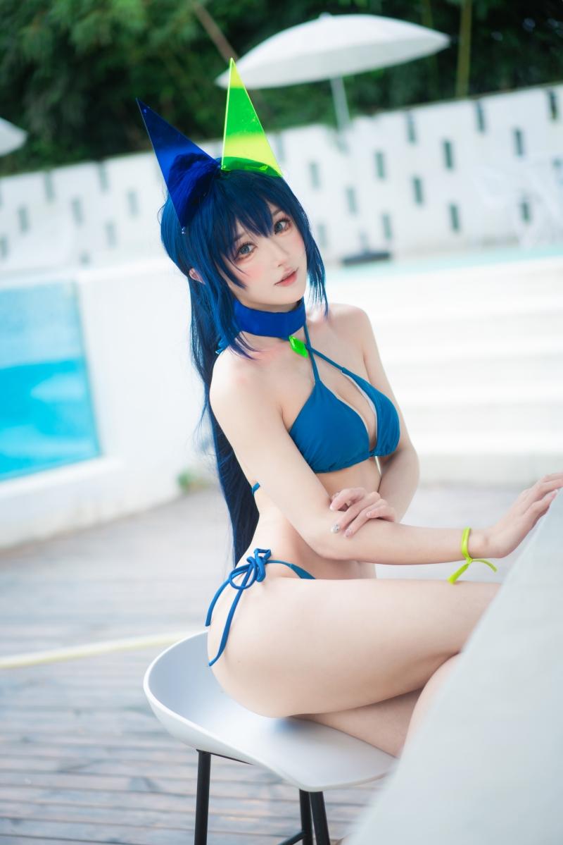 【精品资源】-阿包也是兔娘 花园泳装