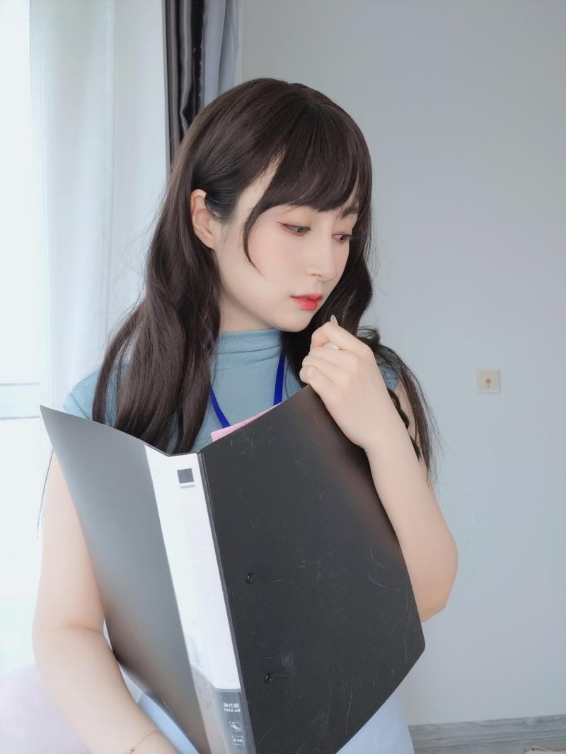 【最佳作品】-白银81 巨rの後輩 [183P7V-738MB]