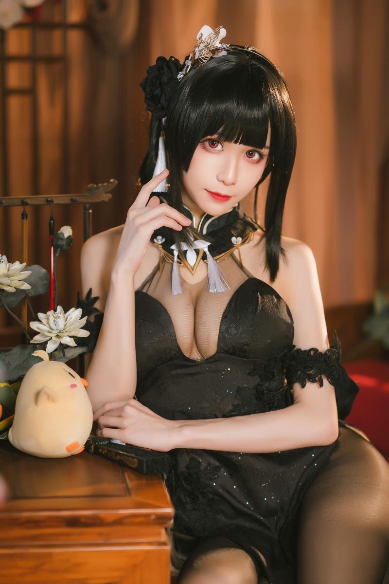 【完美coser】-Tomoyo酱 碧蓝航线 镇海旗袍[54P-329MB]