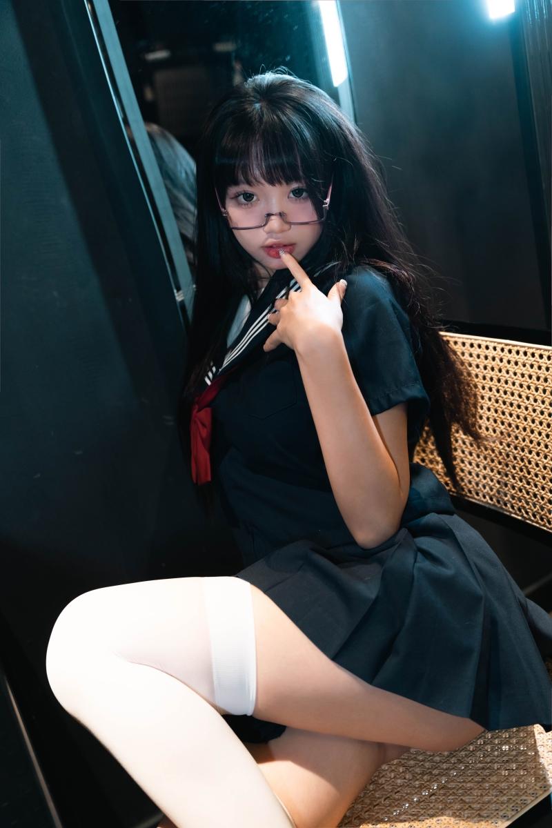 【精美资源】-柒柒要乖哦 白.斯死库水 [140P-1.11GB]