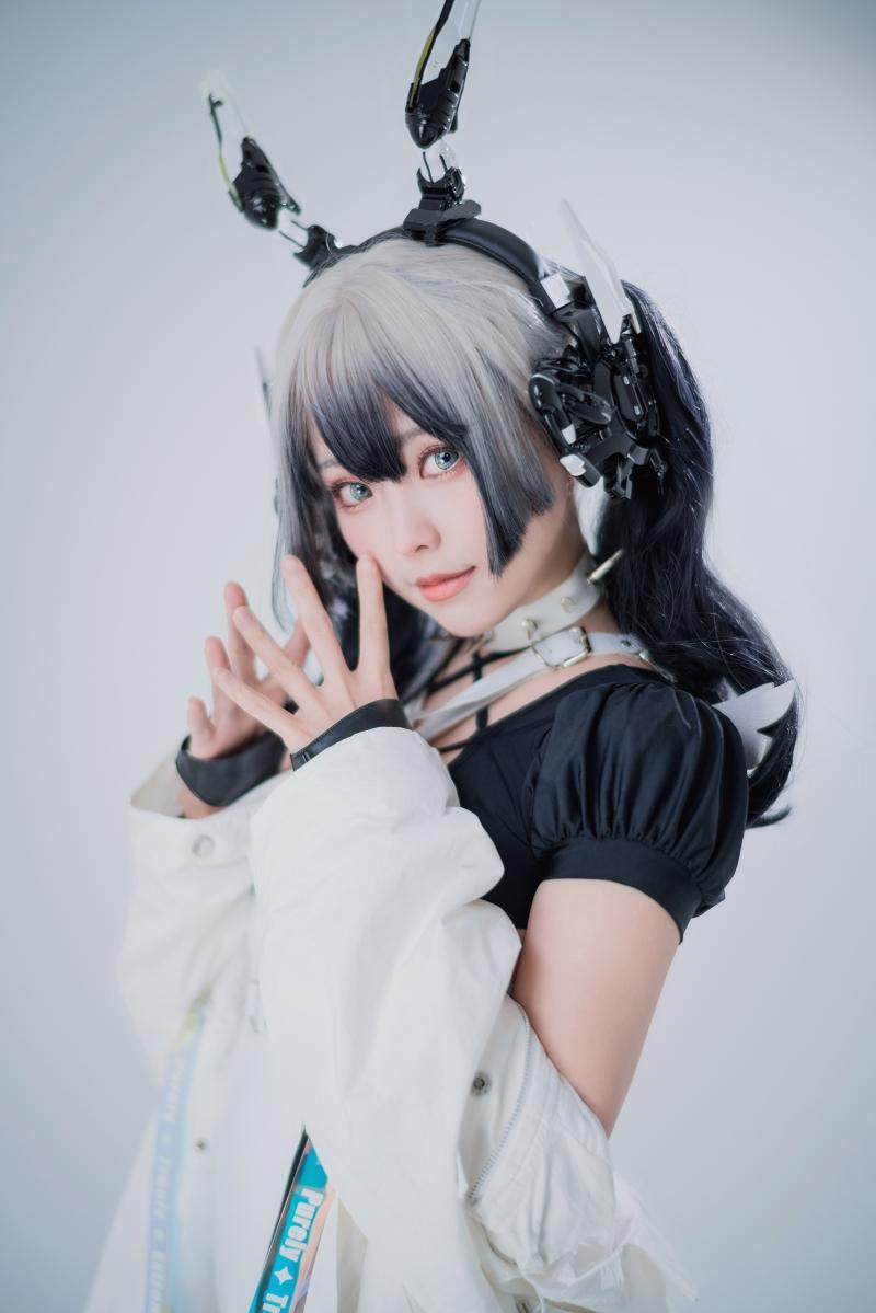 【不看后悔】-ElyEE子 CyberGirl Blanche [42P1V-72MB]