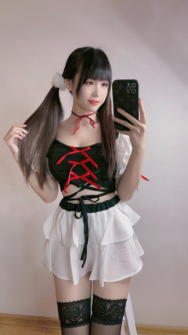【非常赞】-miko酱ww 自拍系列 の黑斯02[187P-1.33GB]