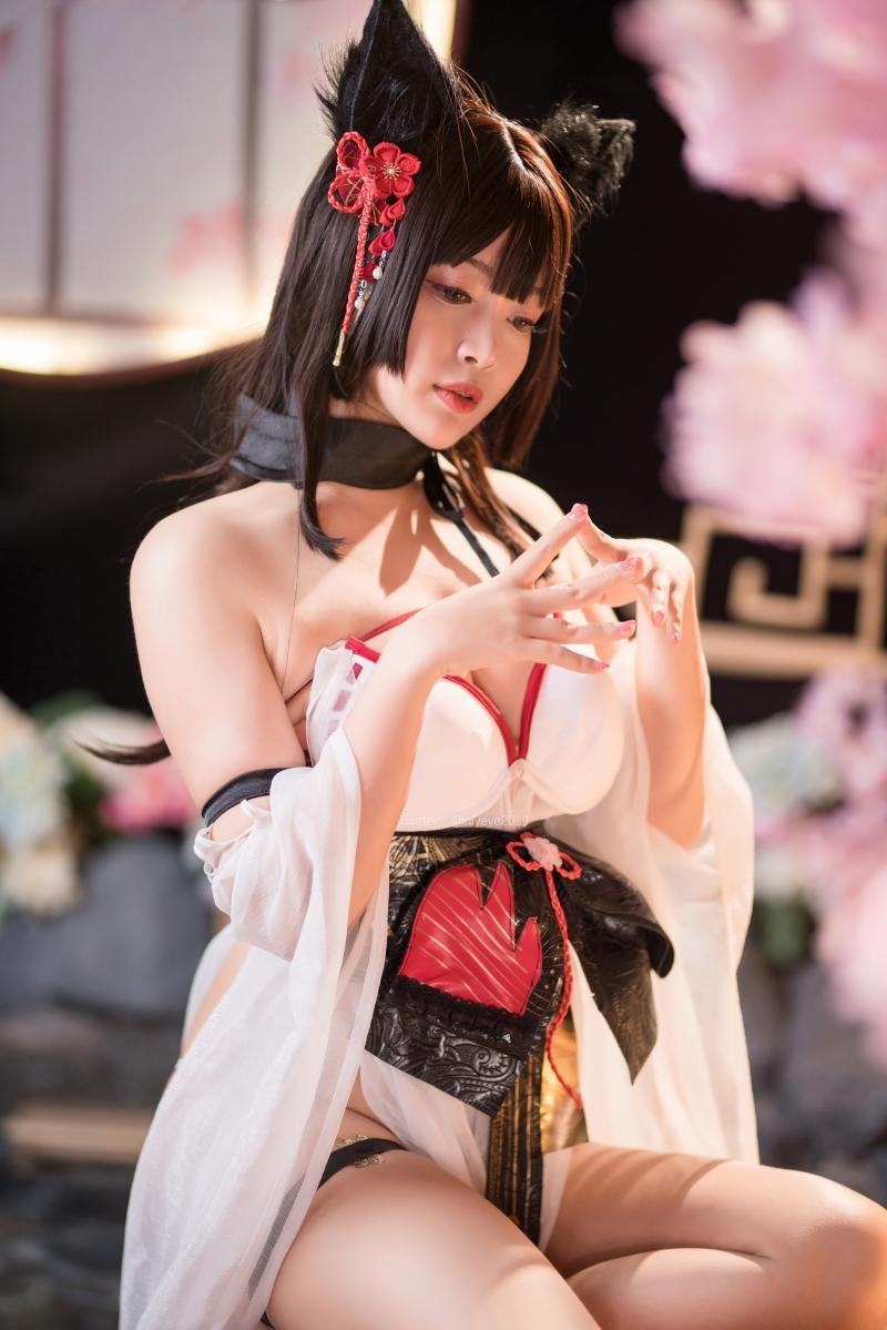 【完美佳人】-白烨 湿身天诚泳装 [61P2V-1.72GB]