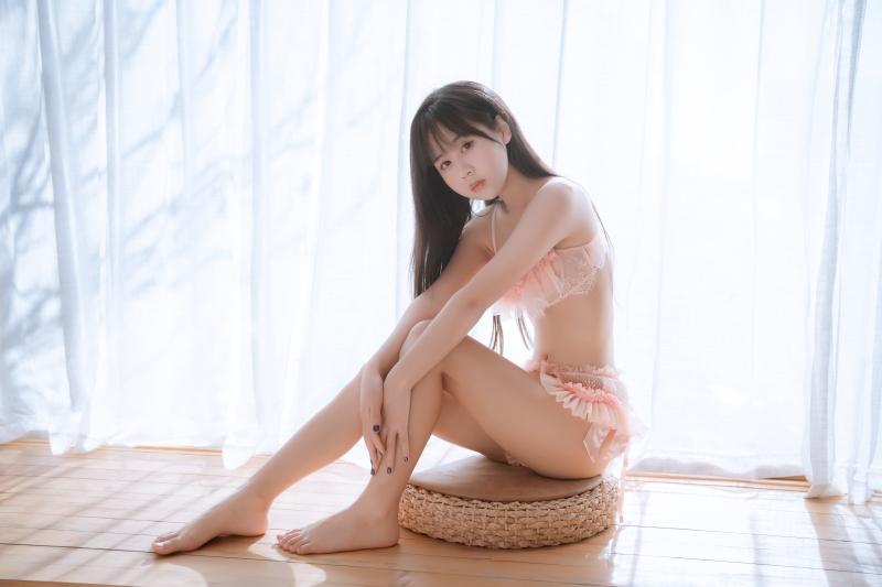 【小编强推】-萌芽儿 图片包 粉[45P-748MB]