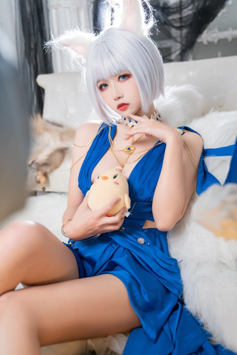 【值得一看】-Momoko葵葵 &038;瓜希酱 碧蓝航线赤城&038;加贺 礼服 [46P-441MB]