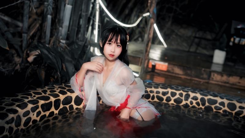 【性感美女】-萌芽儿o0 透明巫女 [14P-93MB]