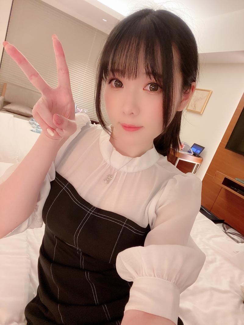 【超级漂亮】-霜月shimo Fourth August [25P-175MB]