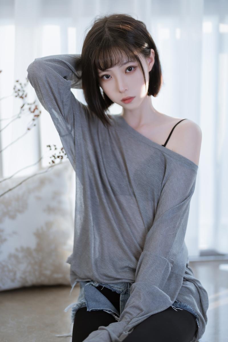 【美女推荐】-许岚LAN 半透毛衣 [40P-568MB]