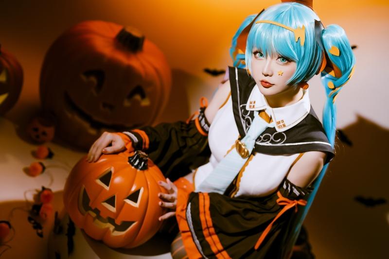 【高端精品】-星之迟迟 10月计划赠品 万圣节MIKU[53P-306MB]