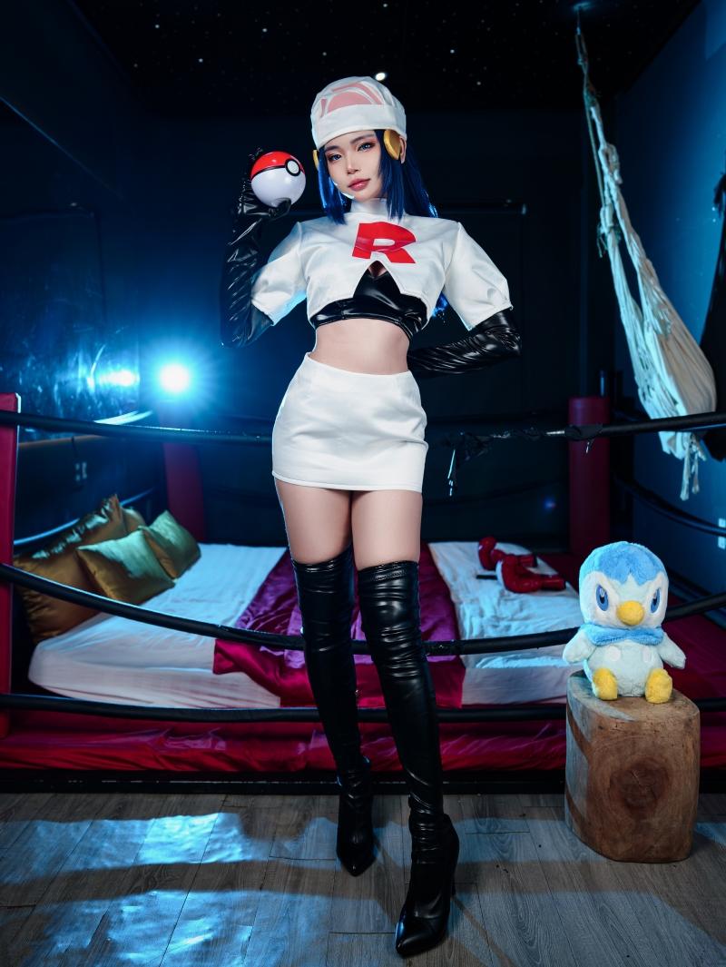 【超级漂亮】-ZinieQ Dawn Pokemon in Team Rocket costume [42P20V-516MB]