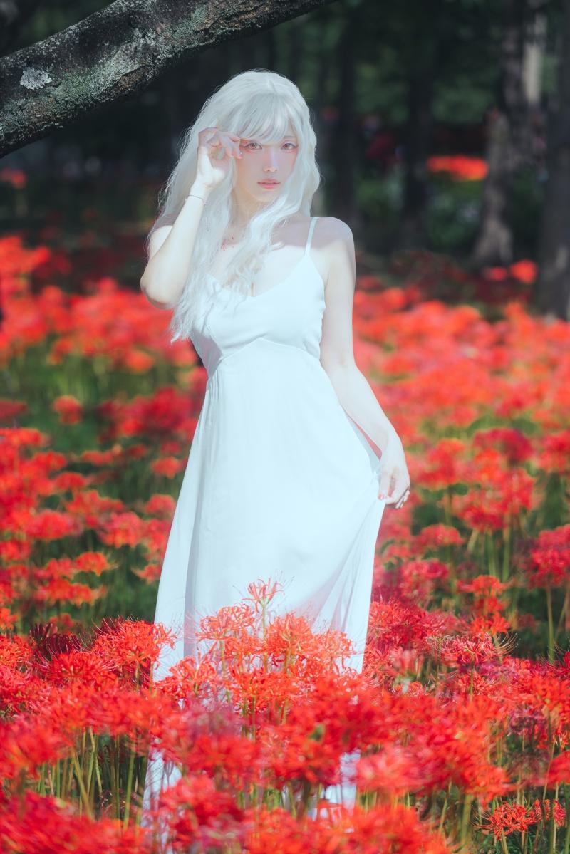 【美女推荐】-ElyEE子 23年10月订阅[86P2V-302MB]