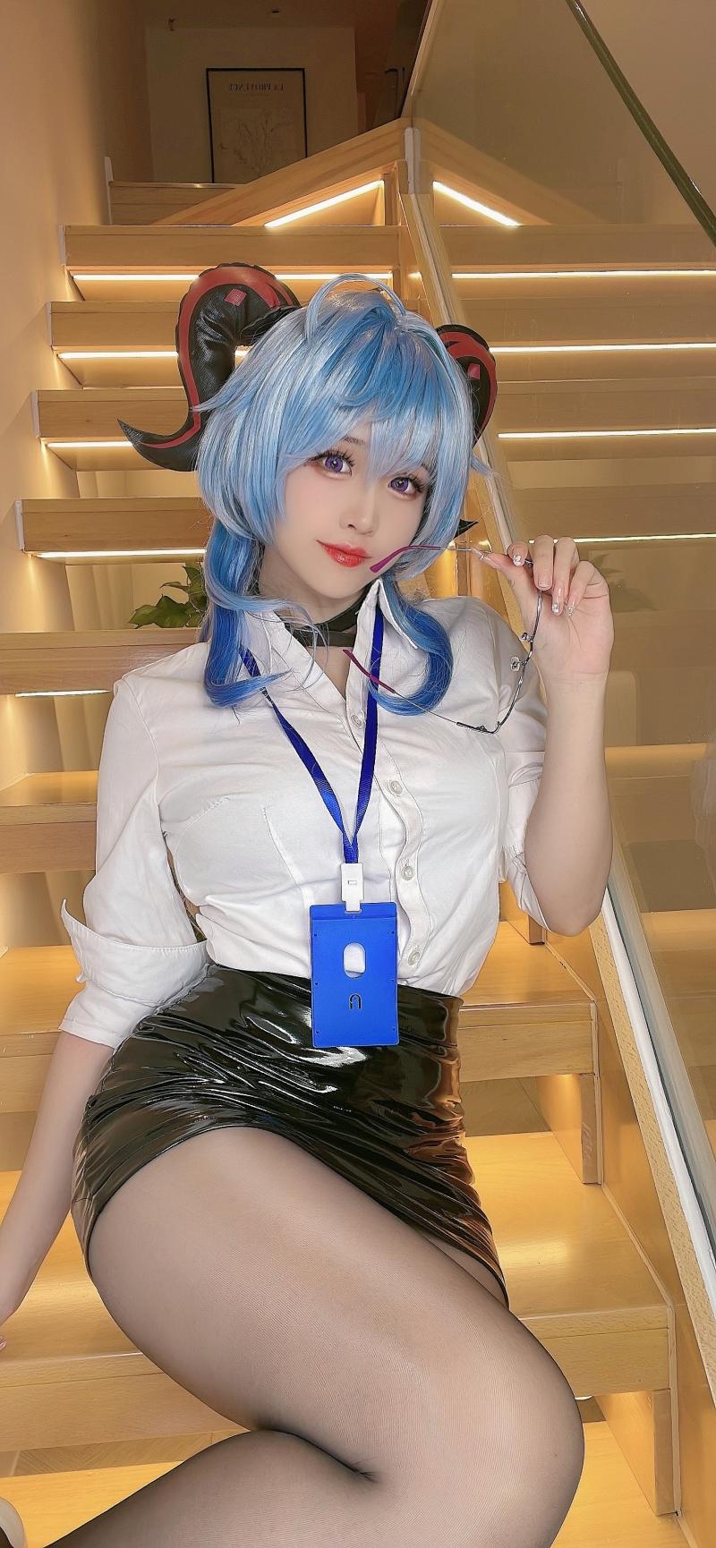 【值得一看】-miko酱ww 甘雨OL[43P-255MB]