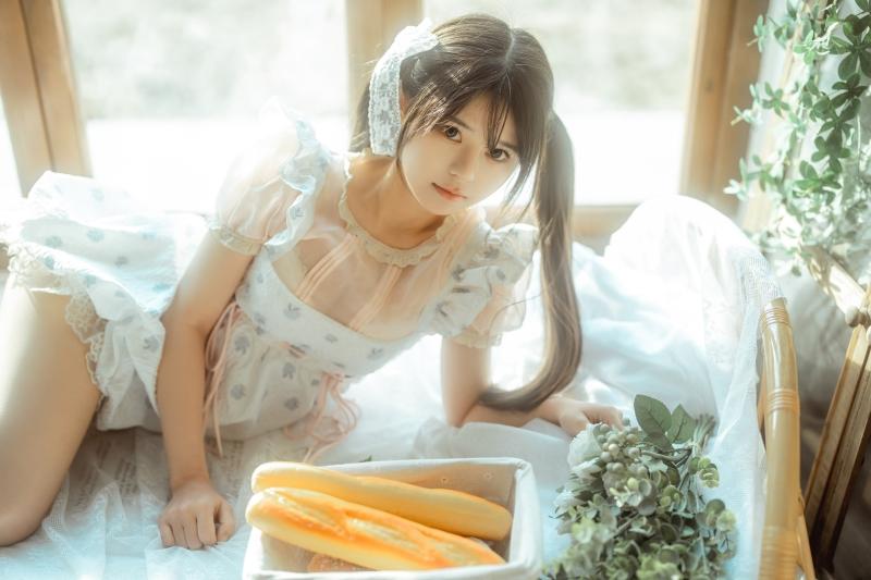 【高端精品】-rua阮阮 花房 小裙子 [54P-661MB]