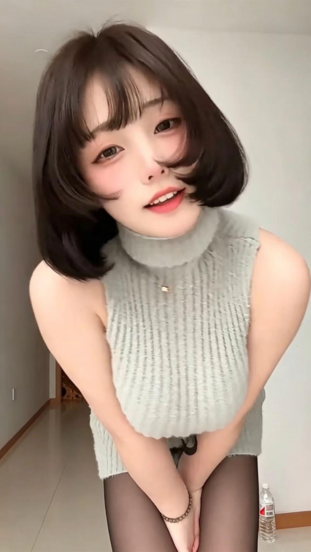 肉感纯欲天花板｜凹菟嫚 绝版私房写真合集🔥