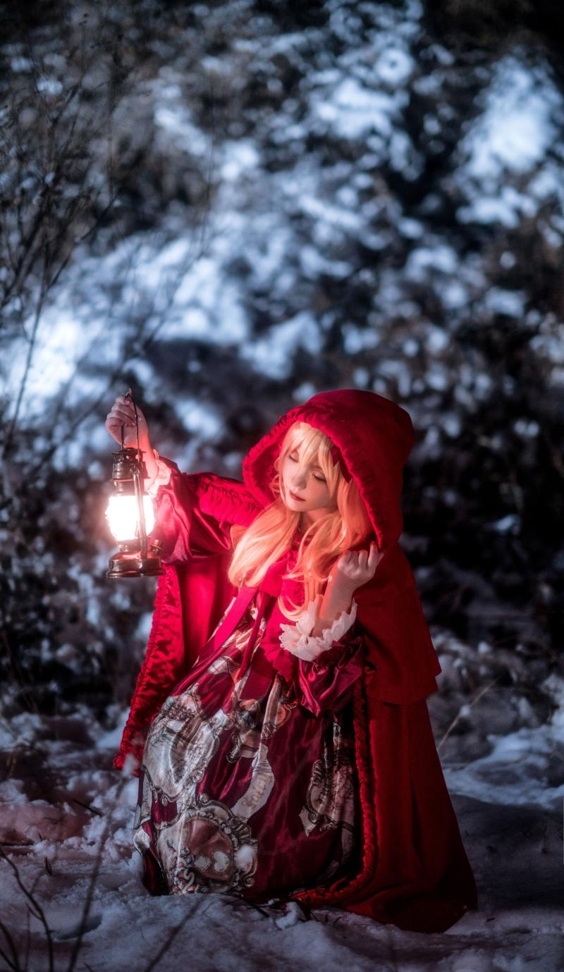 【优质作品】-洛可ss Little Red Riding Hood 小红帽 [12P-130MB]