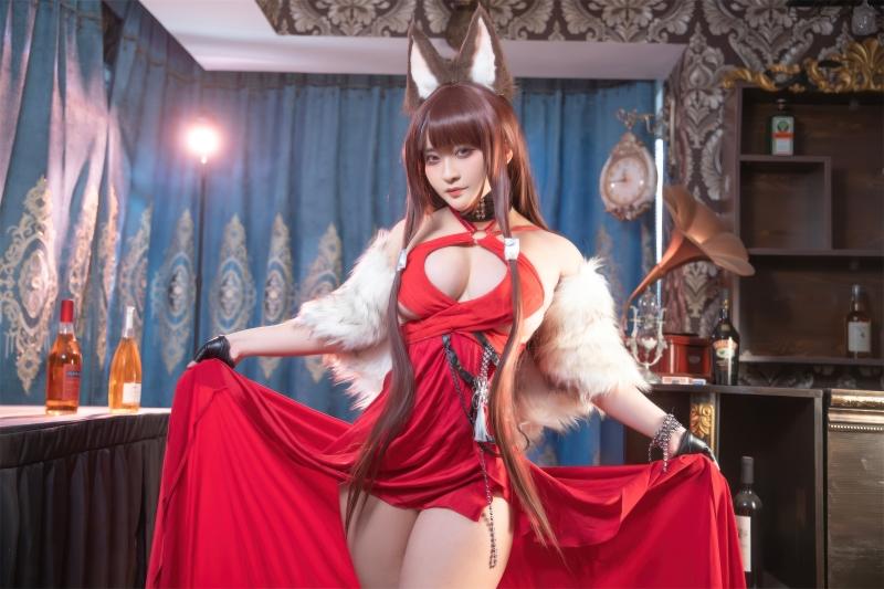 【美女推荐】-洛璃LoLiSAMA碧蓝航线 赤城礼服【53P-503MB】