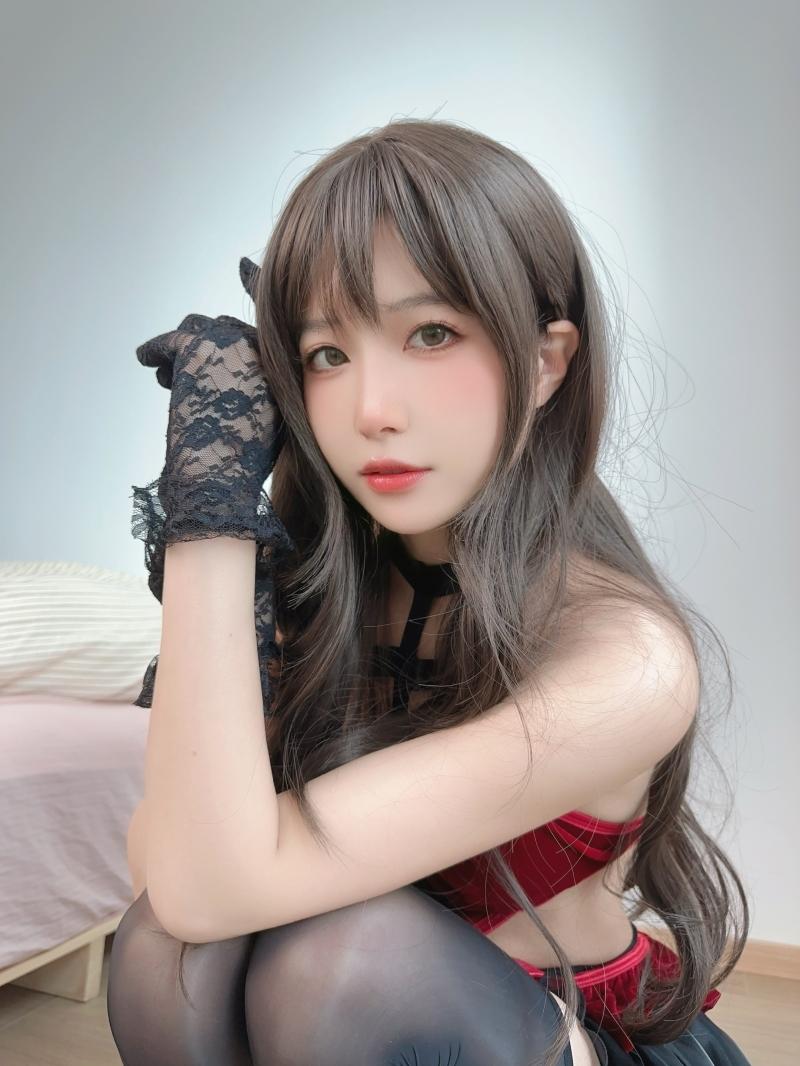 【美女推荐】-一勺大布丁蔷薇之花【80P-113MB】