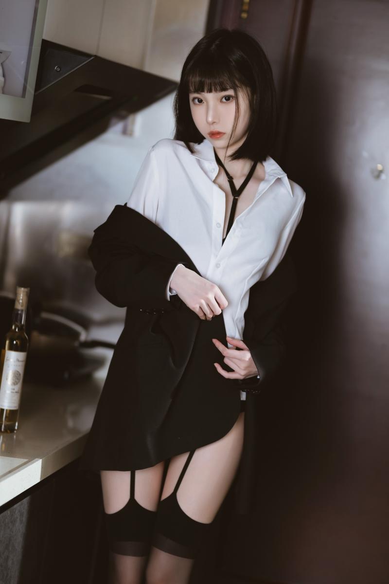 【值得收藏】-许岚LAN 醉酒OL【60P-2V759MB】
