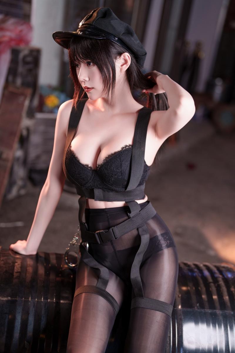 【精美资源】-香草喵露露 十一月舰长 女紧【40P-1V1.54GB】