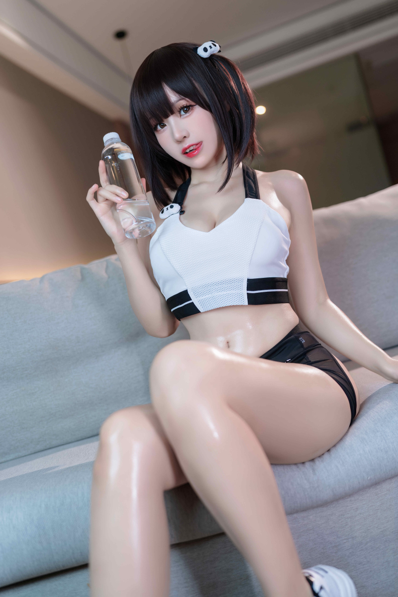 【性感美女】-miko酱ww 蛋白大熊猫【20P-325MB】