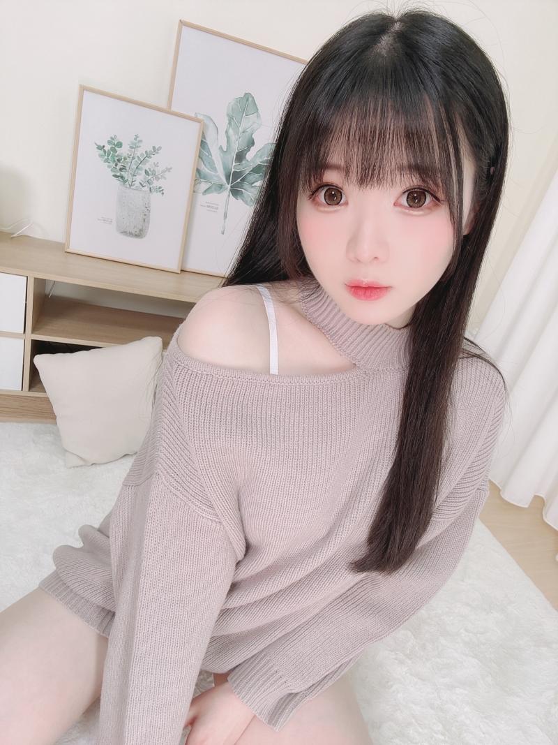 【珍藏版】-霜月shimo Fantia April 4 [31P-148MB]