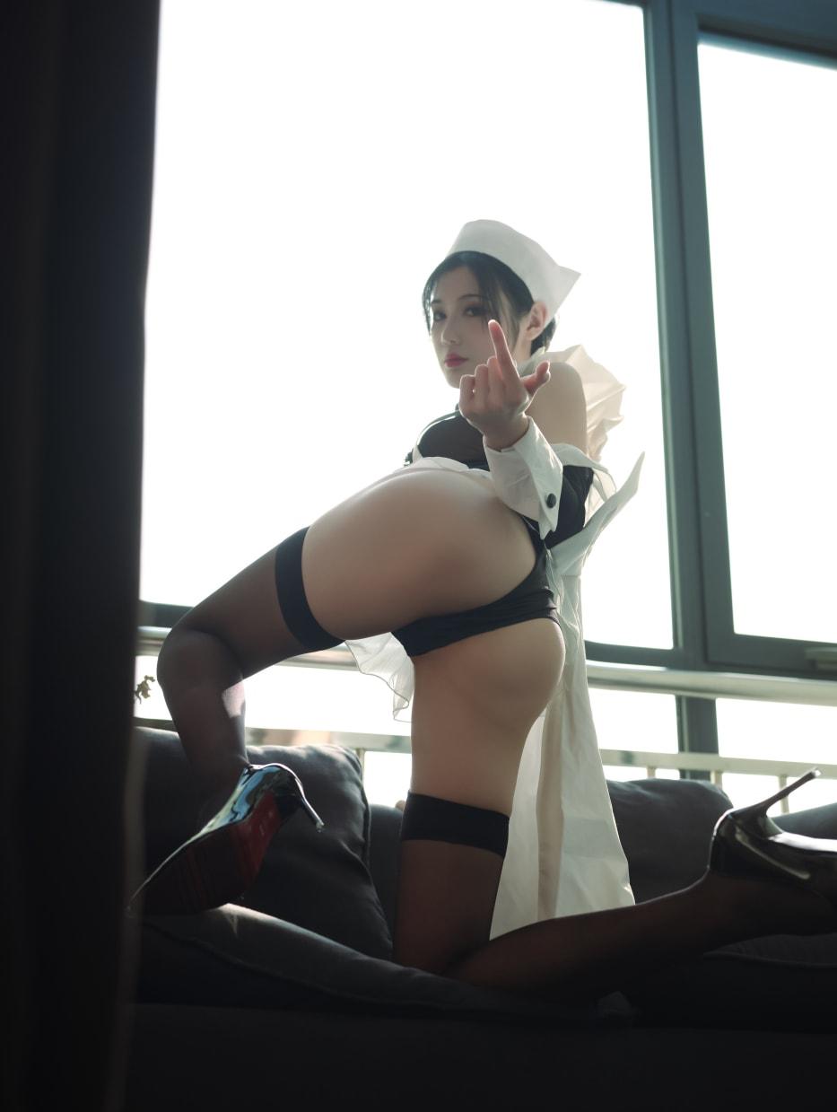 【精美作品】-一米八的大梨子吊带袜女仆