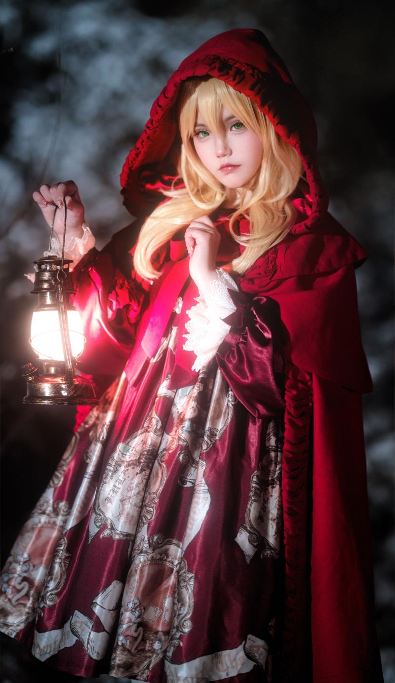 【优质作品】-洛可ss Little Red Riding Hood 小红帽 [12P-130MB]