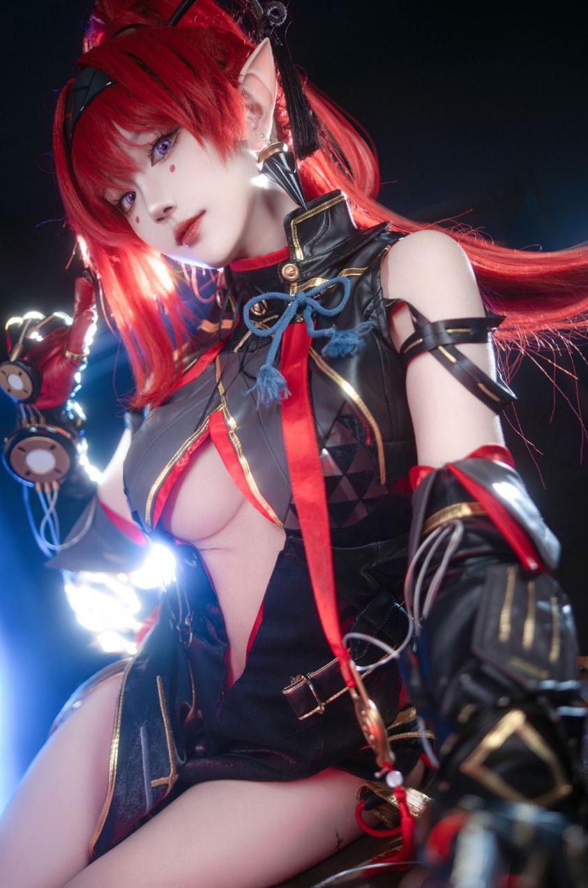 【完美coser】-瓜希酱鸣潮 吟霖